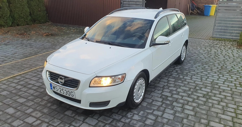 Volvo V50 cena 19900 przebieg: 195000, rok produkcji 2011 z Siedlce małe 137